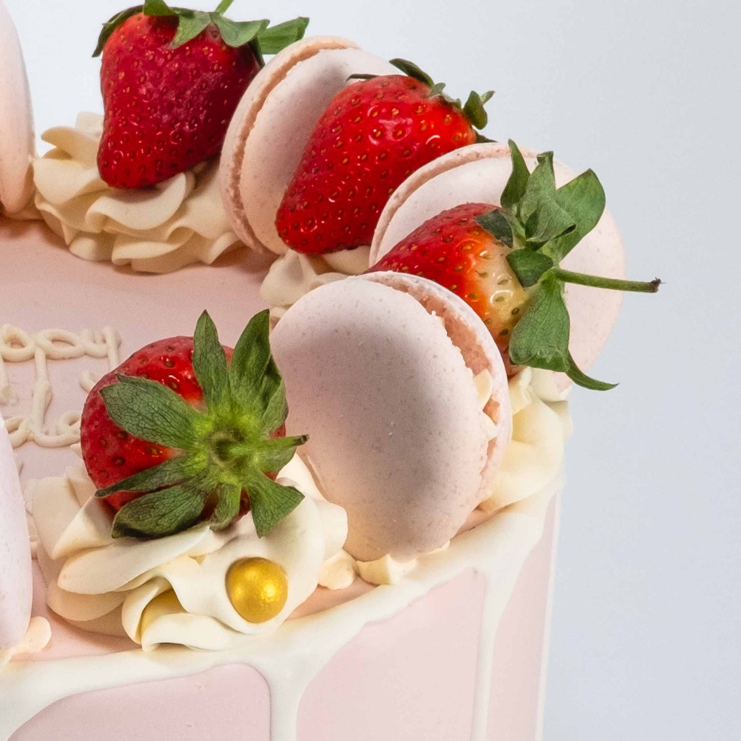 'Free From' Strawberry Macaroon Cake (GF)
