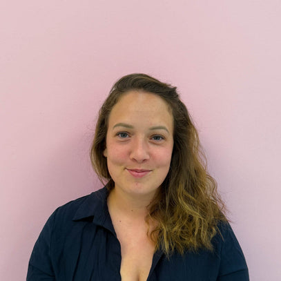 Suzi, head of sugar craft at Harry Batten