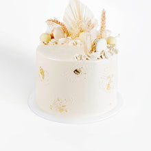 Load image into Gallery viewer, Dried Grasses Cake
