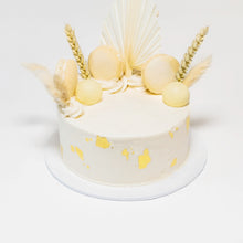 Load image into Gallery viewer, Mini Dried Grasses Cake
