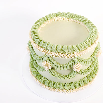 'Free From' Frilly Round Cake (GF)